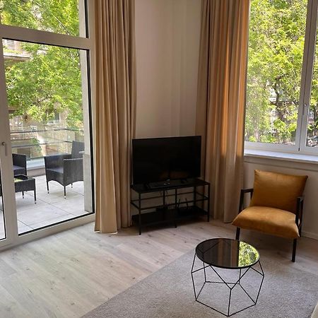 Skau Gajova Family Two Bedroom Apartment With A Terrace Free Parking Bratislava Bagian luar foto