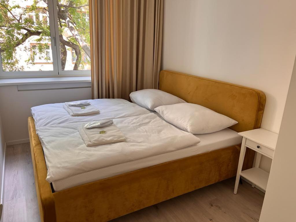 Skau Gajova Family Two Bedroom Apartment With A Terrace Free Parking Bratislava Bagian luar foto